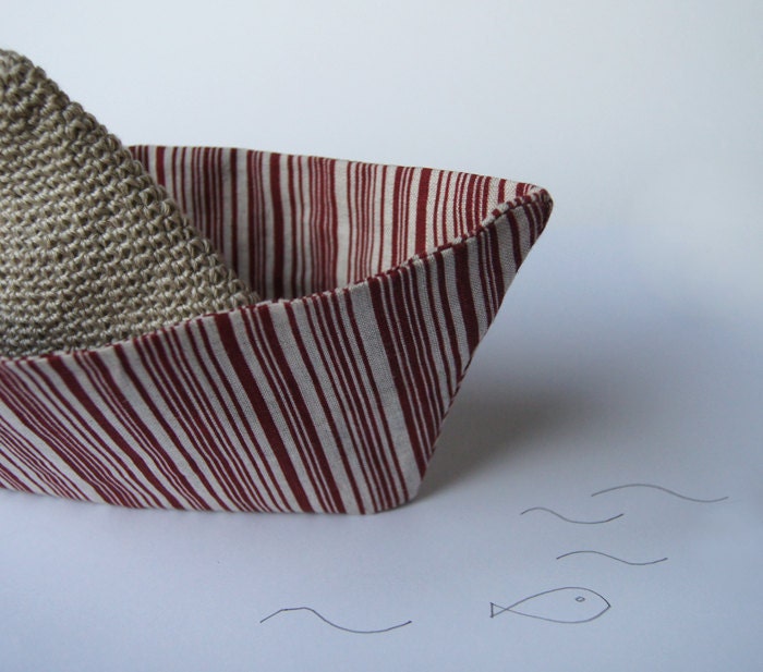 Room decor Boat in striped linen fabric.