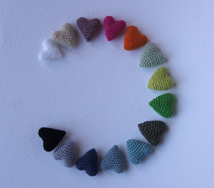 Set of 3 Crochet Hearts MINI. (14 colors to choose)