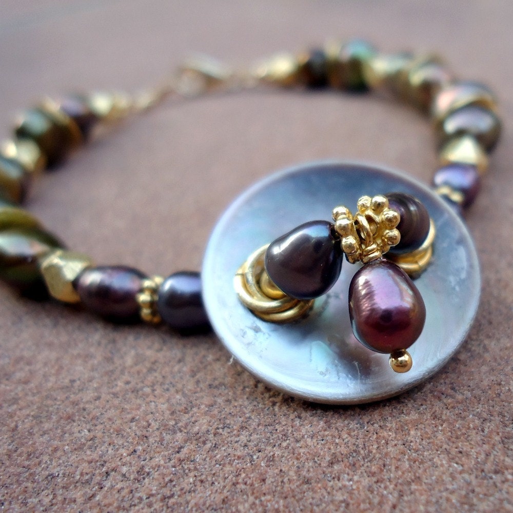 Purple Bracelet Vintage Button Yellow Gold Jewelry Mother of Pearl Button Iridescent Gemstone Jewellery Unique Upcycled B-32