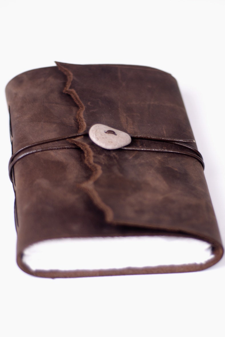 Handcrafted Leather Journal- 5x7 inches Hand-Stitched