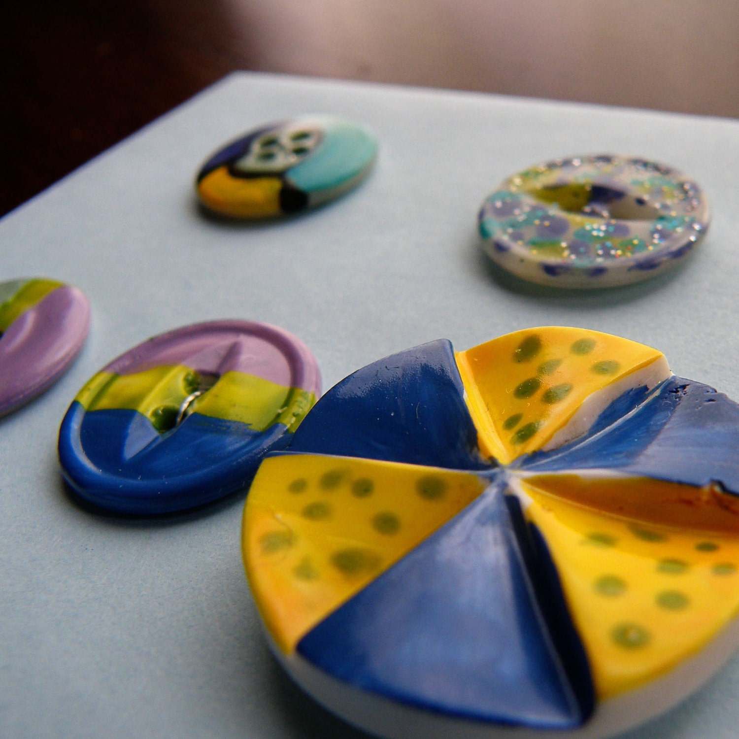 Handpainted vintage buttons - baker's dozen - collection PB02