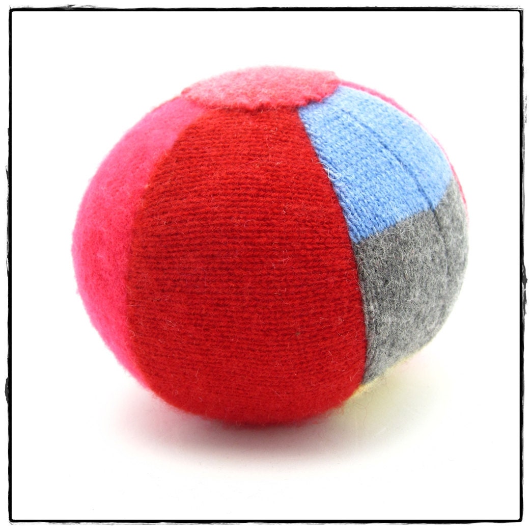 Plush recycled CASHMERE ball red colorful pink dot