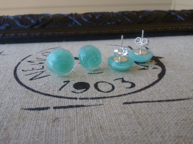 Vintage Sea Green Glass Marbleized Earrings
