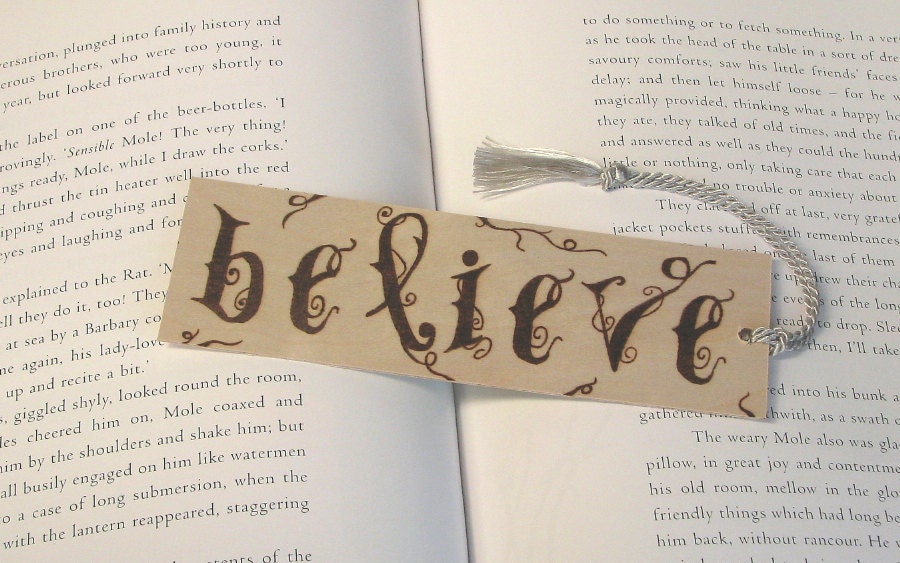 Wooden bookmark - Hand Pyrography - Believe