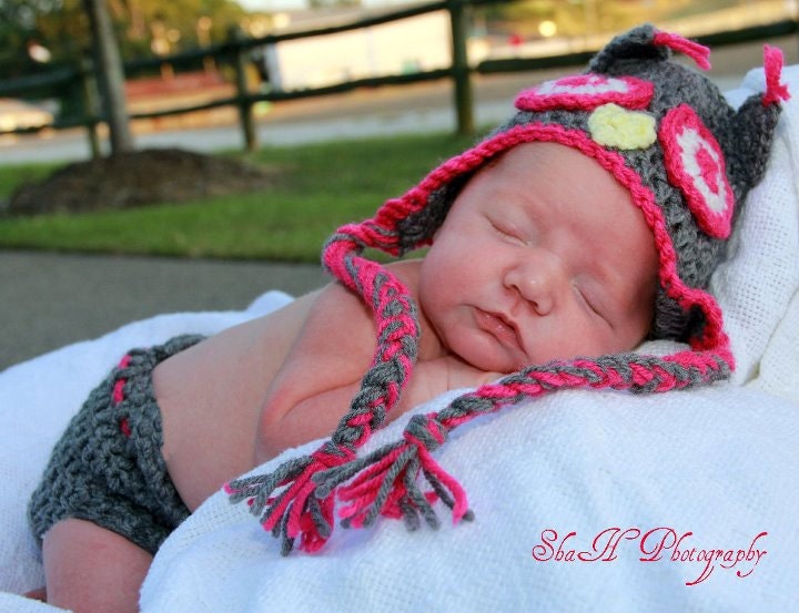 0-3 Months Owl Hat and Diaper Cover Set - Photo Prop