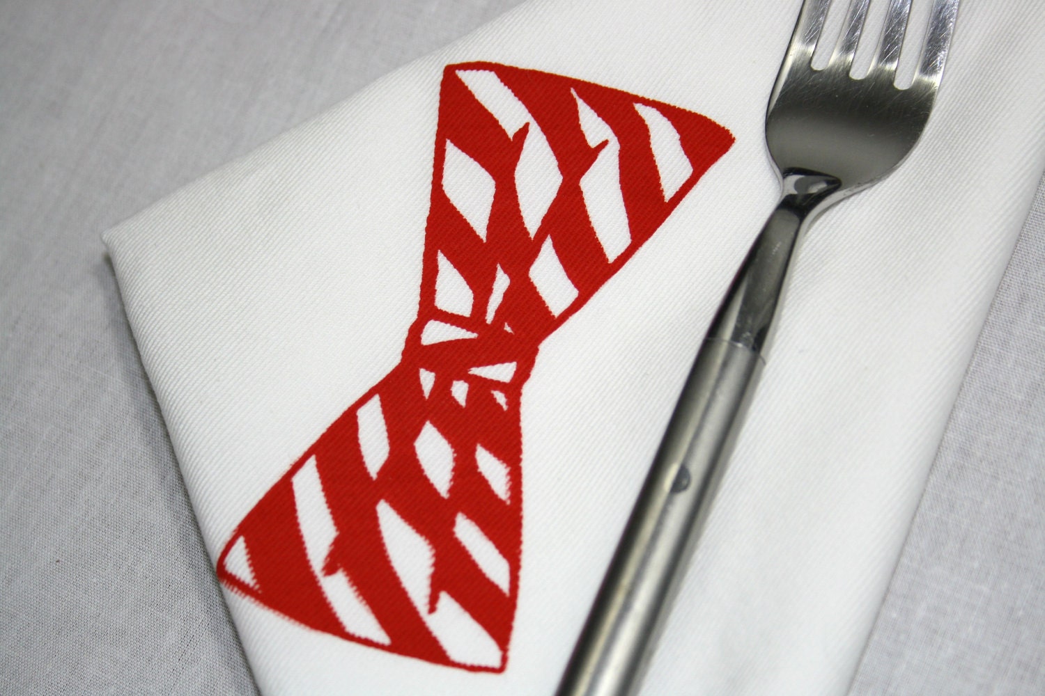Cloth Dinner Napkins Red Striped Bow Tie set of 8