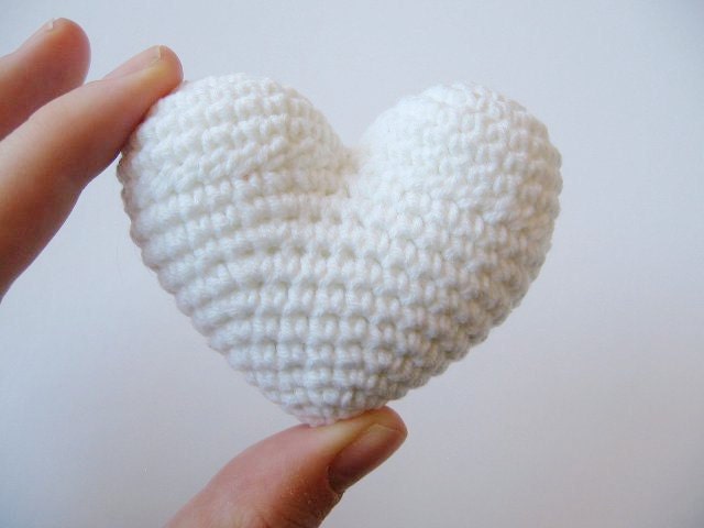 crochet heart white valentine's day love gift