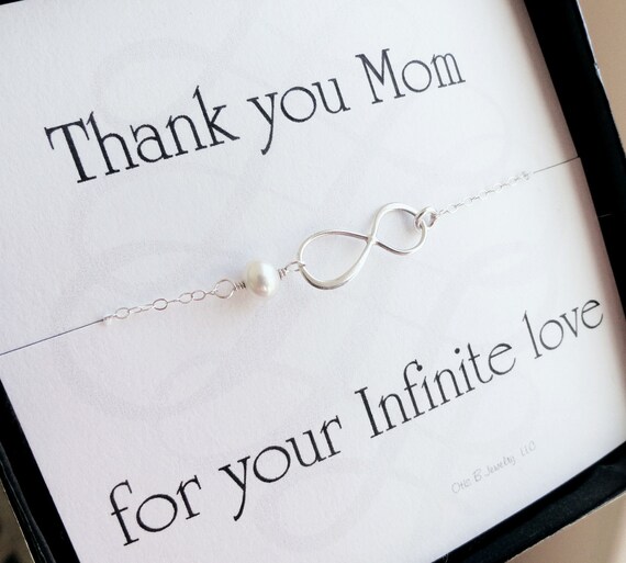 Mother of the bride gifts, mother of the groom gifts, message card with infinity bracelet gift set, Mother's jewelry, mother in law gifts