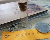 30pcs 13x40x10mm Clear Glass Tiny Wishing Drifting Bottle Vials Pendants With Corks/Free EyeHook Charm Pendant