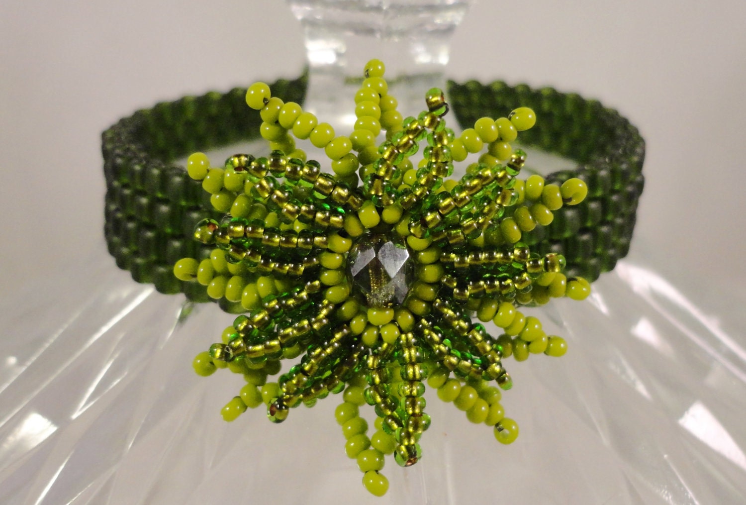 Beaded Flower Bracelet, Green Flower Bracelet, Bead Woven Bracelet, Seed Bead Bracelet, St Patricks Day Bracelet, Hand Woven, 7 1/2 Inches