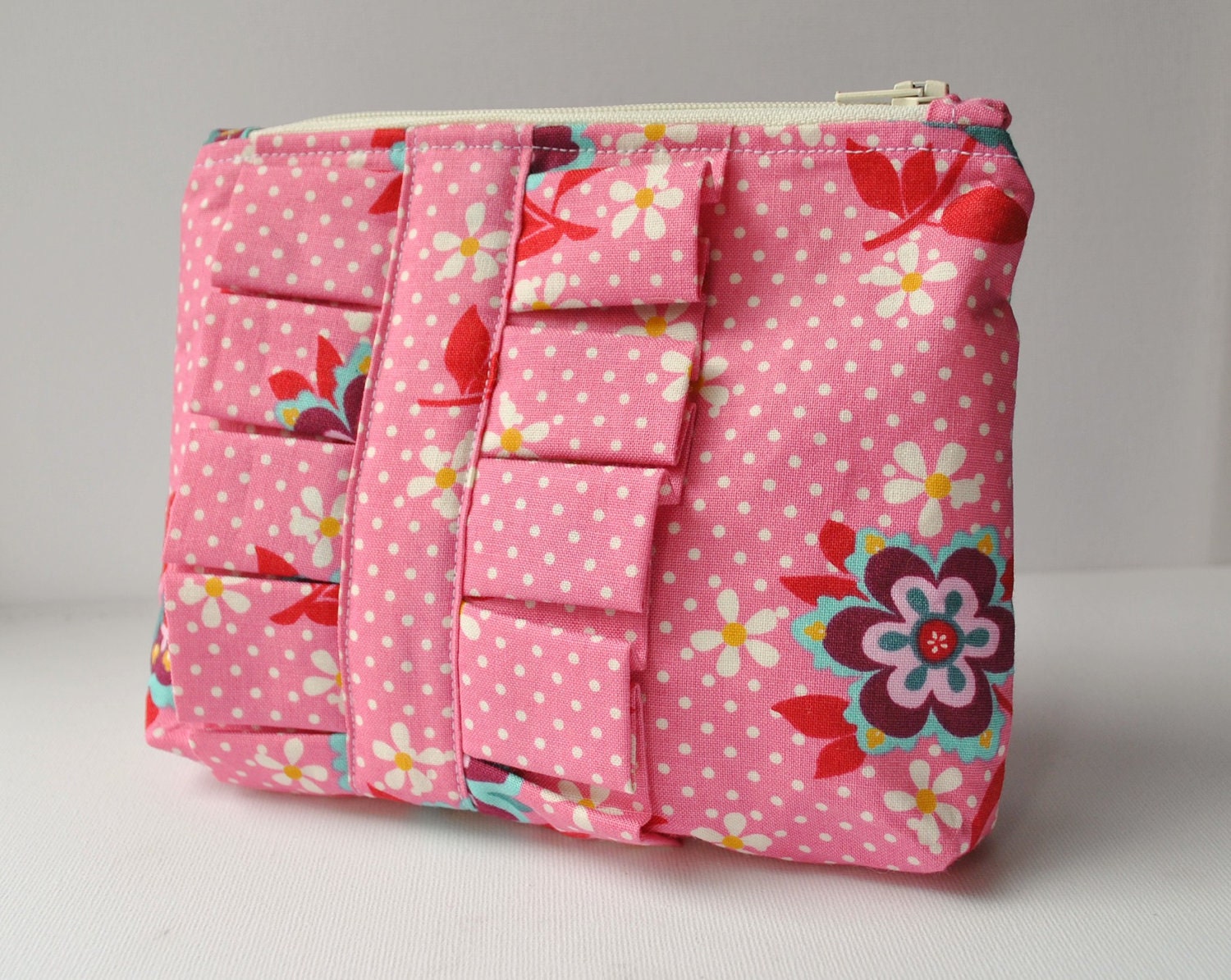 Cosmetics make up bag :Polka dot spot with flowers print fabric in white and pink with ruffle.