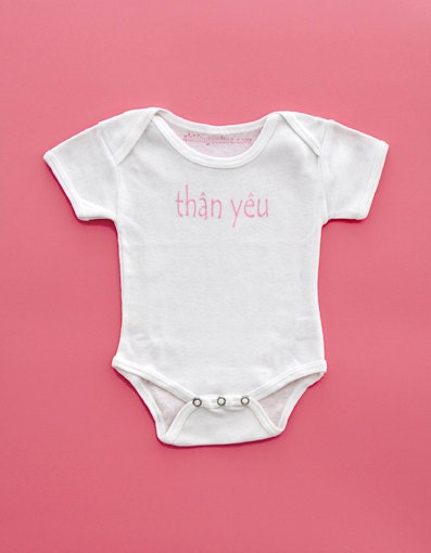 onesie than yeu darling in Vietnamese
