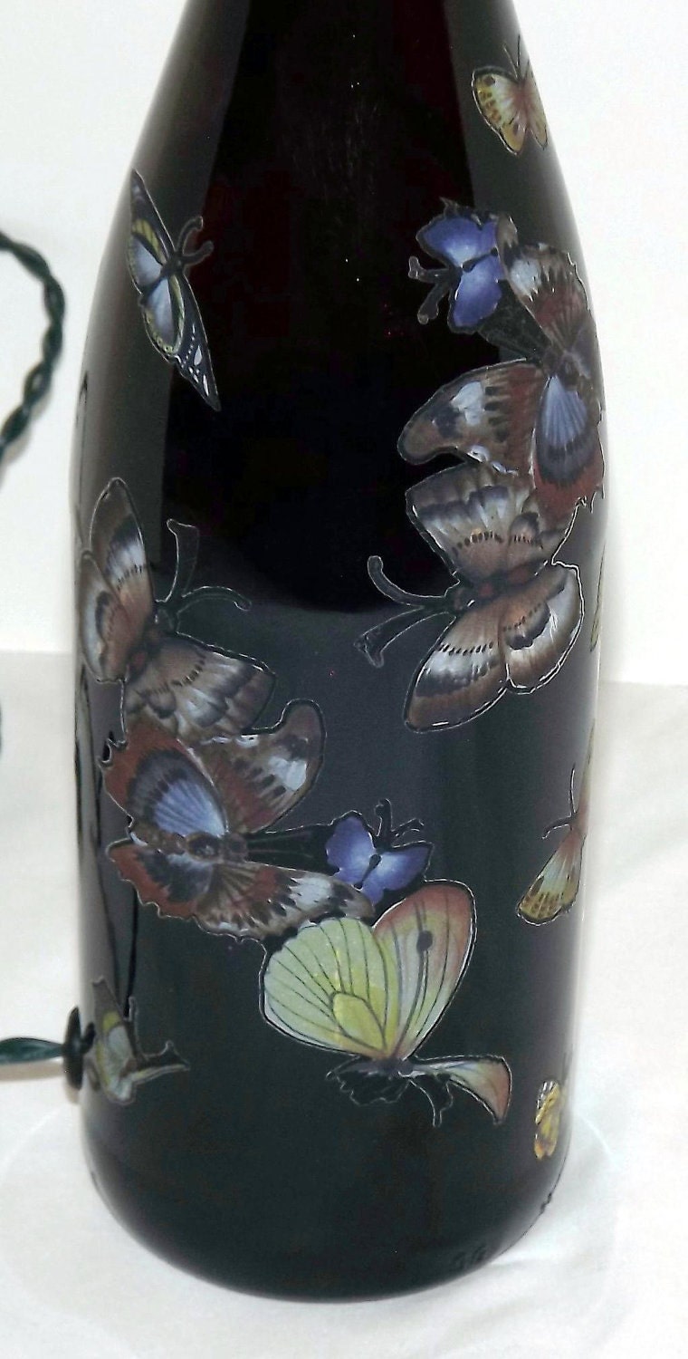 Beautiful Butterflies Bar/Table Bottle Accent Lamp-SUPER NICE-Great GIFT Idea