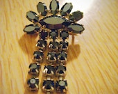 Brooch with dangling gemstones - Vintage Formal rhinestone diamond black cascade pin