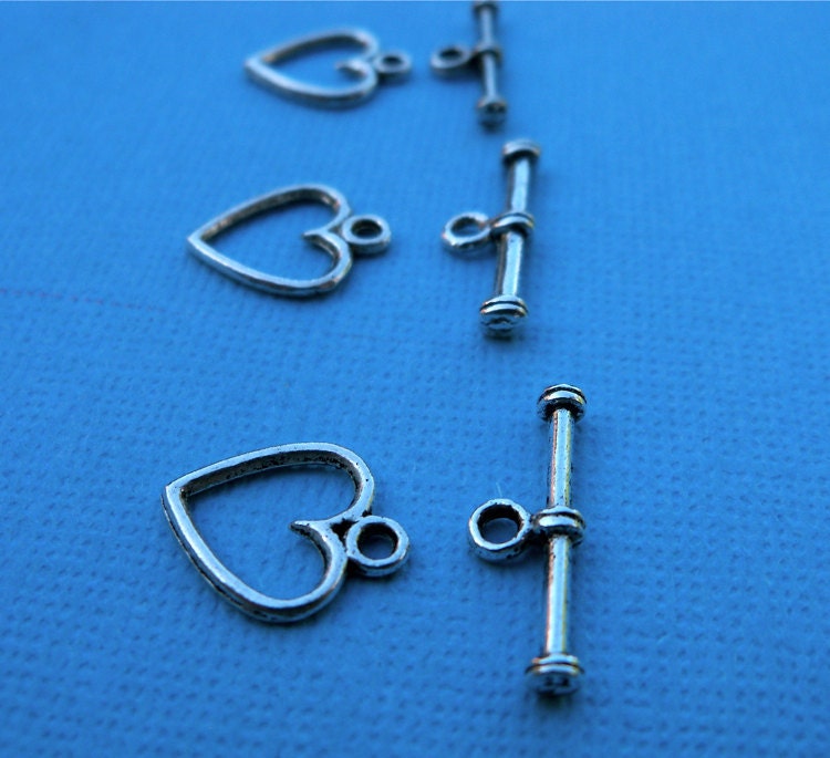 Silver Heart Clasp, Toggle Clasp, Antiqued Silver, 14mm 6 sets