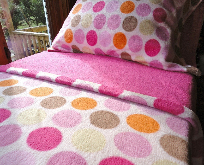 Pink Fleece Bed Set : Toddler / Crib Size Handmade Bedding 'Ice Creamy Dreams for Girls