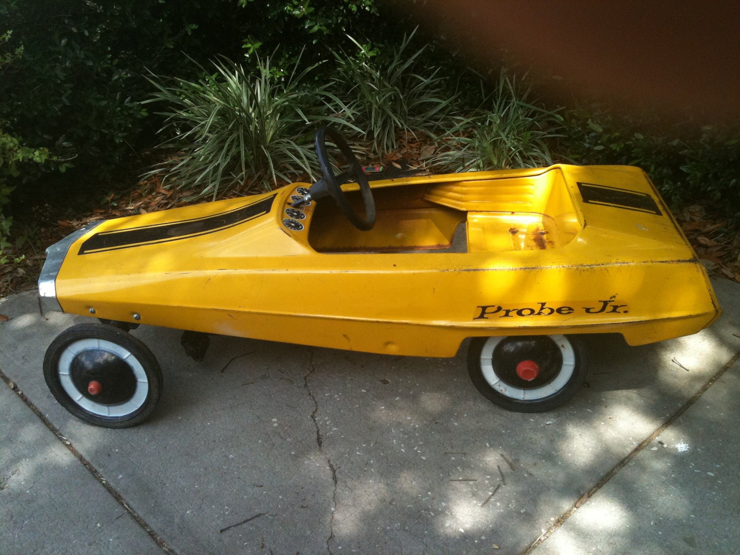 Rare vintage child's riding pedal car 1970's