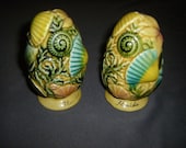 Vintage Seashell Florida Souvenir Ceramic Salt and Pepper Shakers