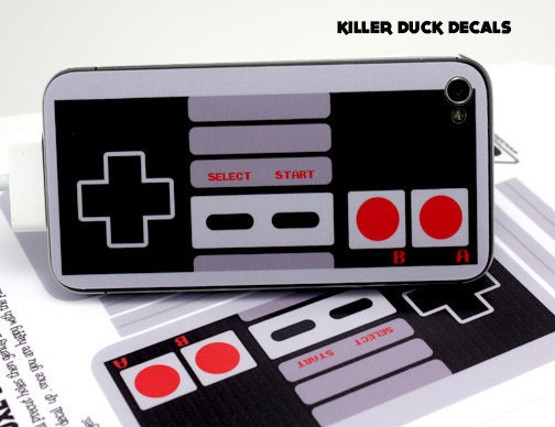 Classic NES controller iPhone 4s Decal Skin