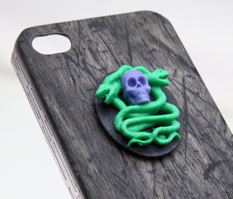 Mysterious two green snake with blue skull charm black iPhone 4/4S case, Apple iPhone 4 Case, iPhone 4s Case, iPhone 4 Hard Case --- SALE