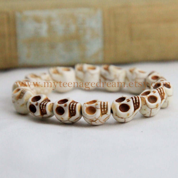 Day of the death white Turquoise skull bracelet