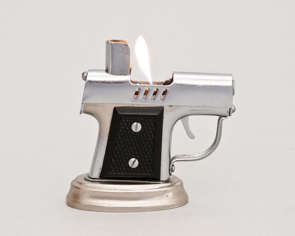 RESERVED for Glenna - Working Occupied Japan Pistol Table Lighter