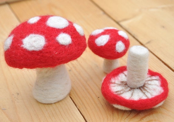 Needle Felt Toadstools Kit - DIY Felting Craft Kit