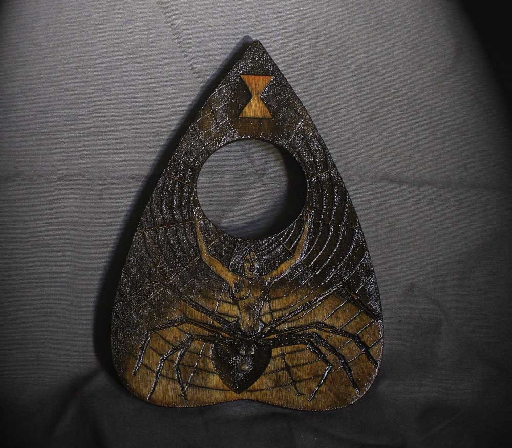 Lord Mocks Black Widow Planchette (Spirit Pointer)
