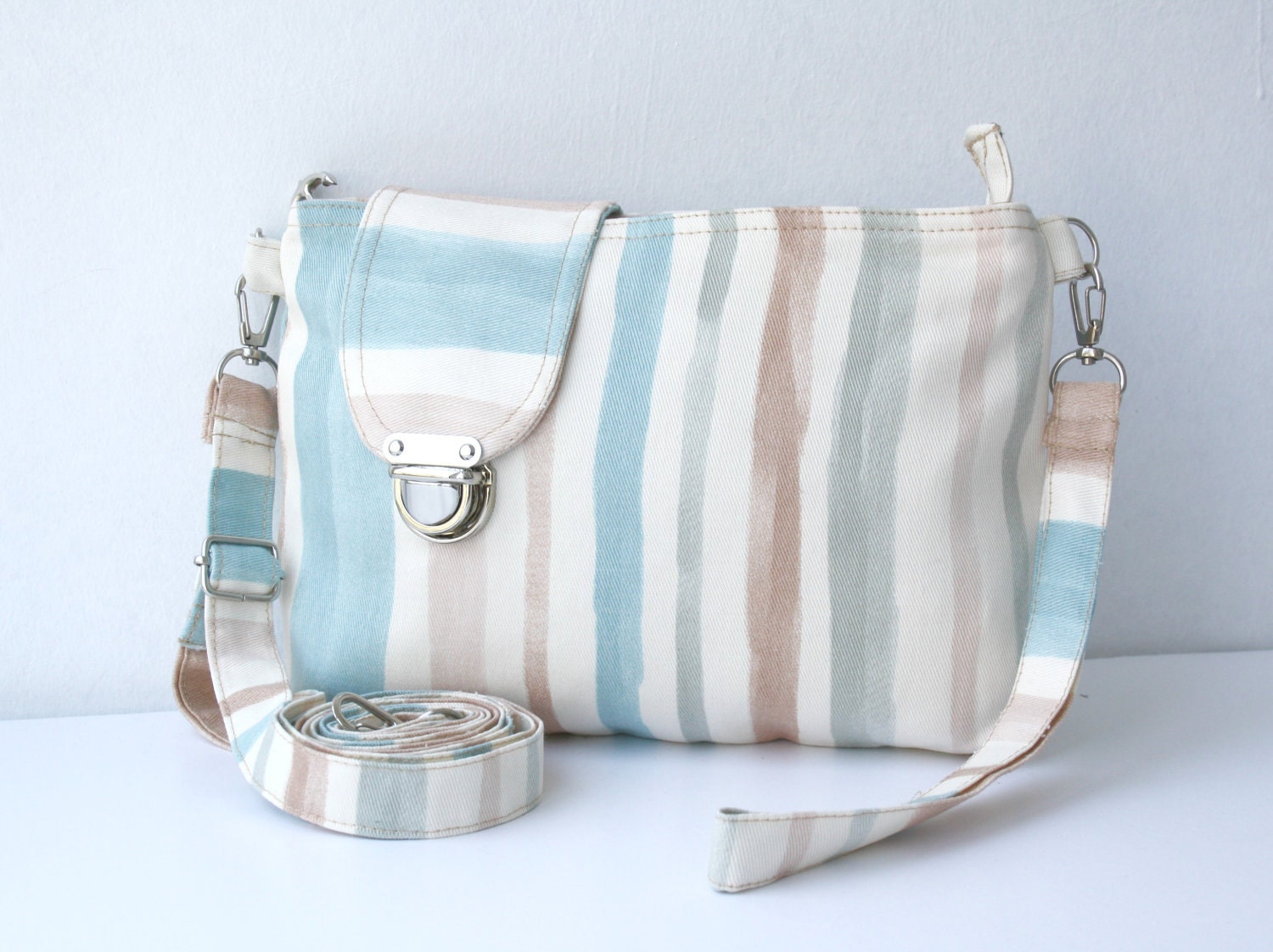 Colorful Striped Midi Messenger  Bag  Wirstlet and  shoulder Adjustable strap Zipper Closure