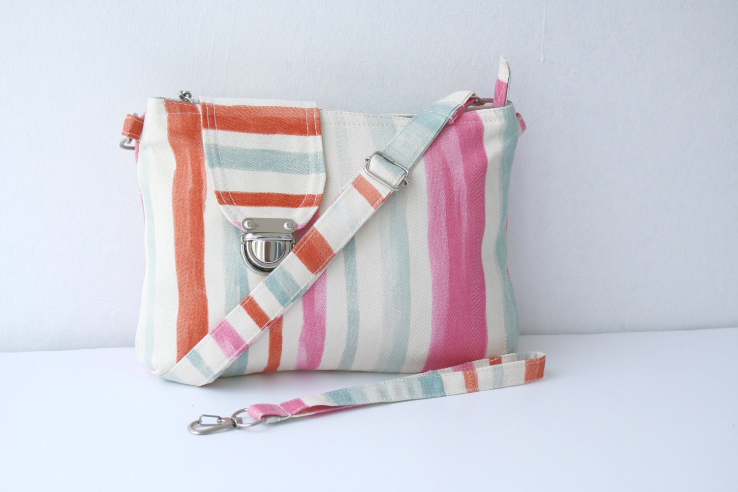Colorful Striped Midi Messenger  Bag  Wirstlet and  shoulder Adjustable strap Zipper Closure