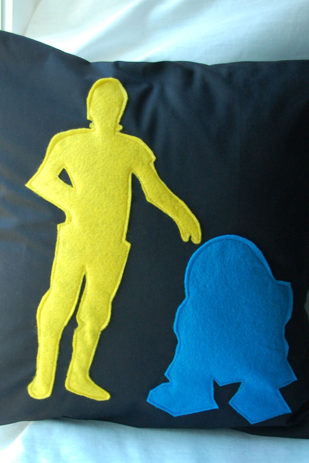 CP30 And R2D2 Felt Appliqued Pillow Cover