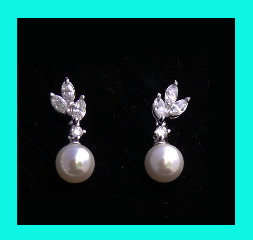 Wedding Bridal Earrings Cubic Zirconia Silver Pearl for Bride or Bridesmaids