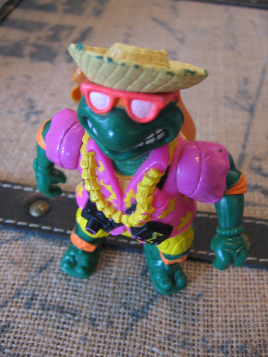 SALETeenage Mutant Ninja Turtles Michaelangelo Water Squirtin Turtle 1992