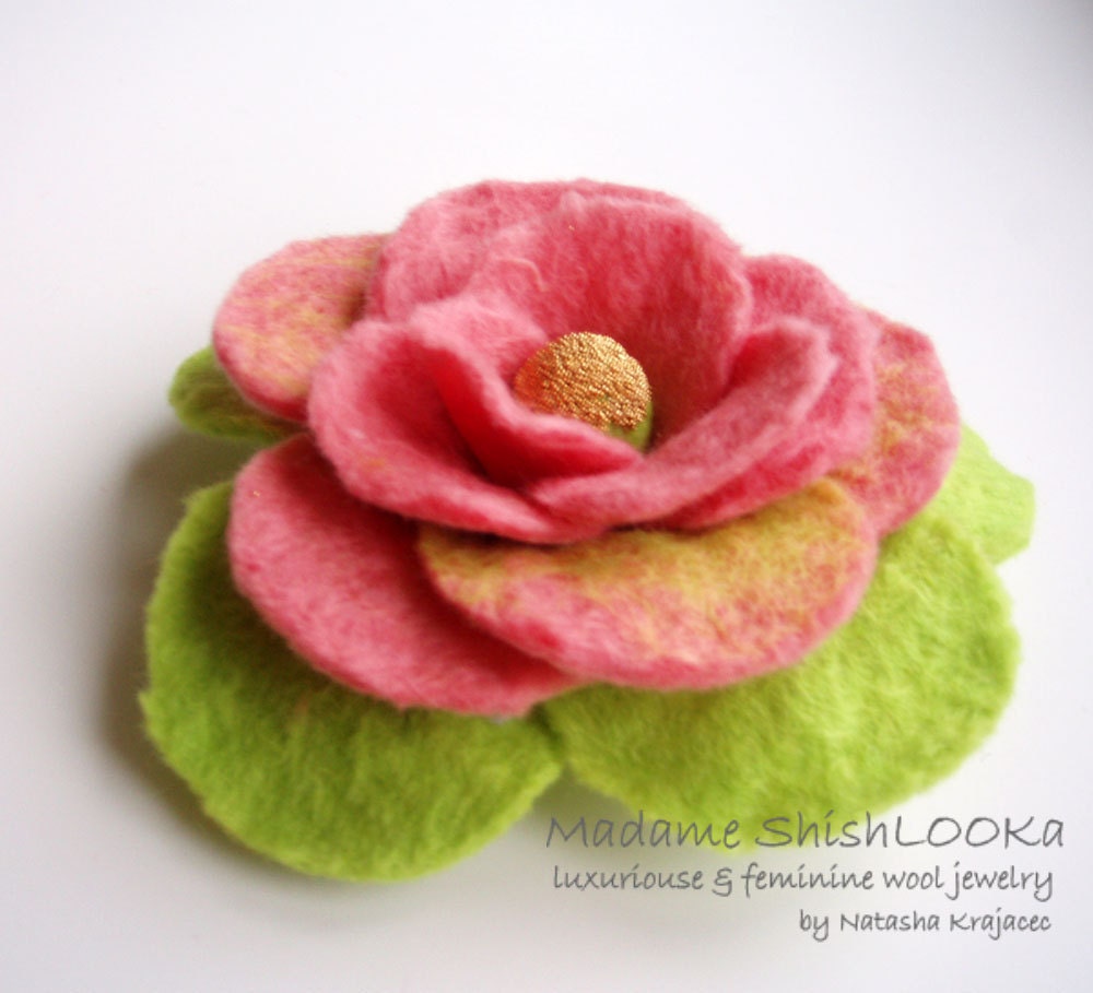 Luxuriouse Flower in pink and green tones, Felted Flower Brooch, Hand felted jewelry