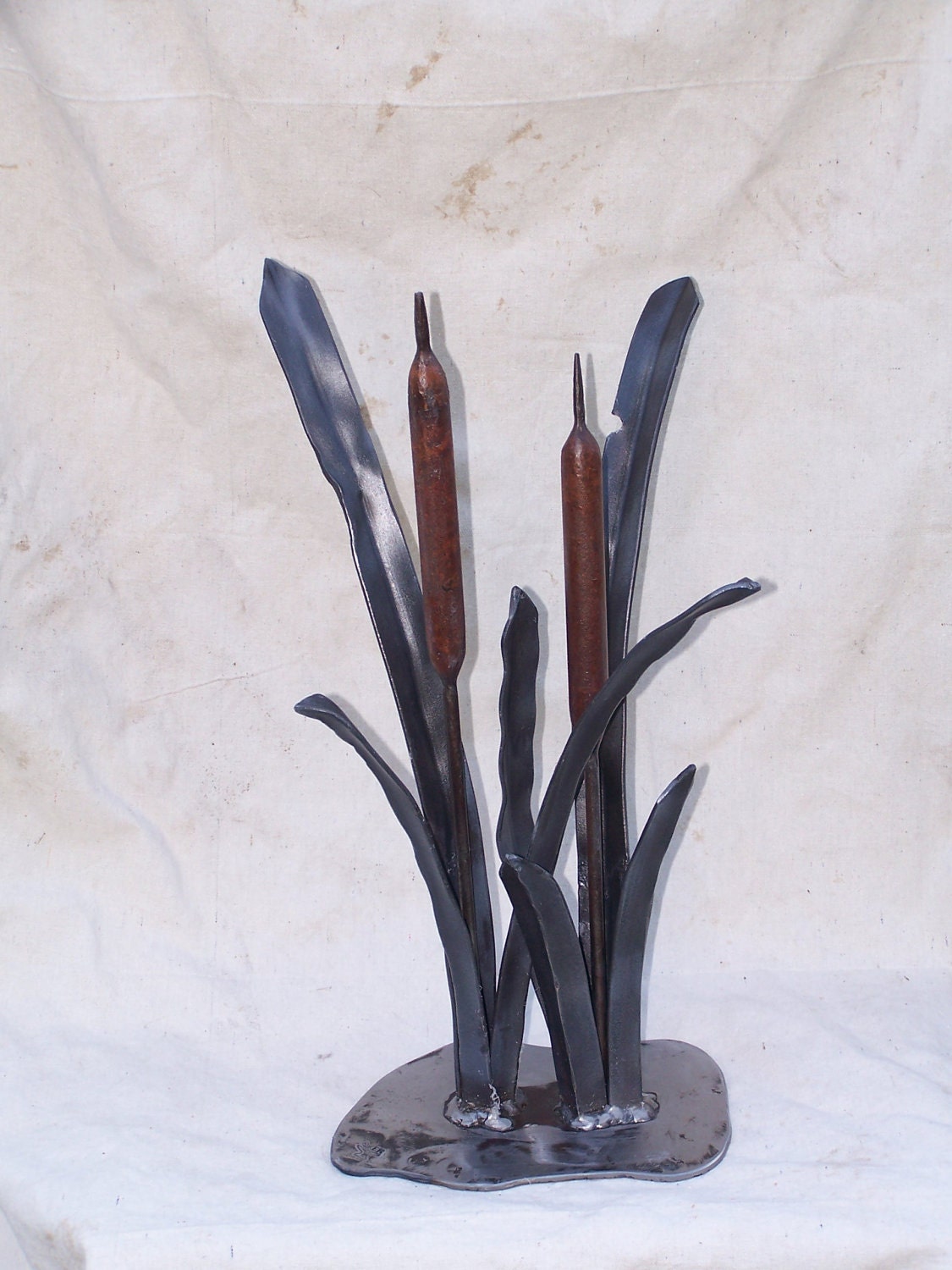 Steel Cattails ...///... Home Decor