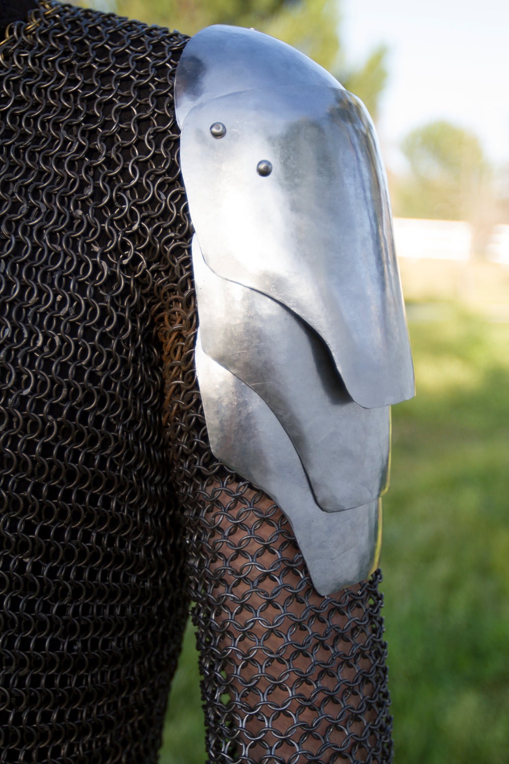 Spaulder- Upper Shoulder Armor