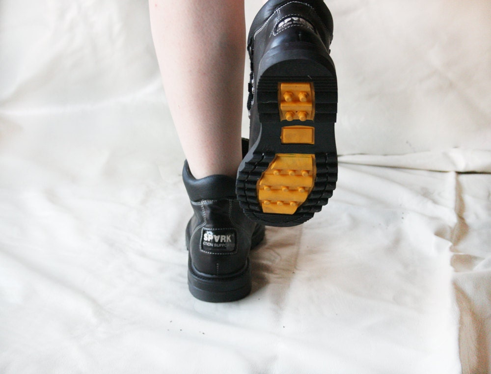 Hiking Boots Vintage FREE SHIPPING - New Never worn