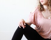 Tree Screenprinted Blouse // Size SMALL oversized // Light pink - AsBoldAsLions
