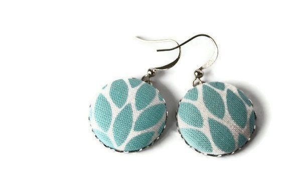 Fabric Button Earrings with Nickel Free Fish Hooks. Turquoise Blue Leaves Fabric. - VeniciaCreations Fabric Button Earrings with Nickel Free Fish Hooks. Turquoise Blue Leaves Fabric. - VeniciaCreations