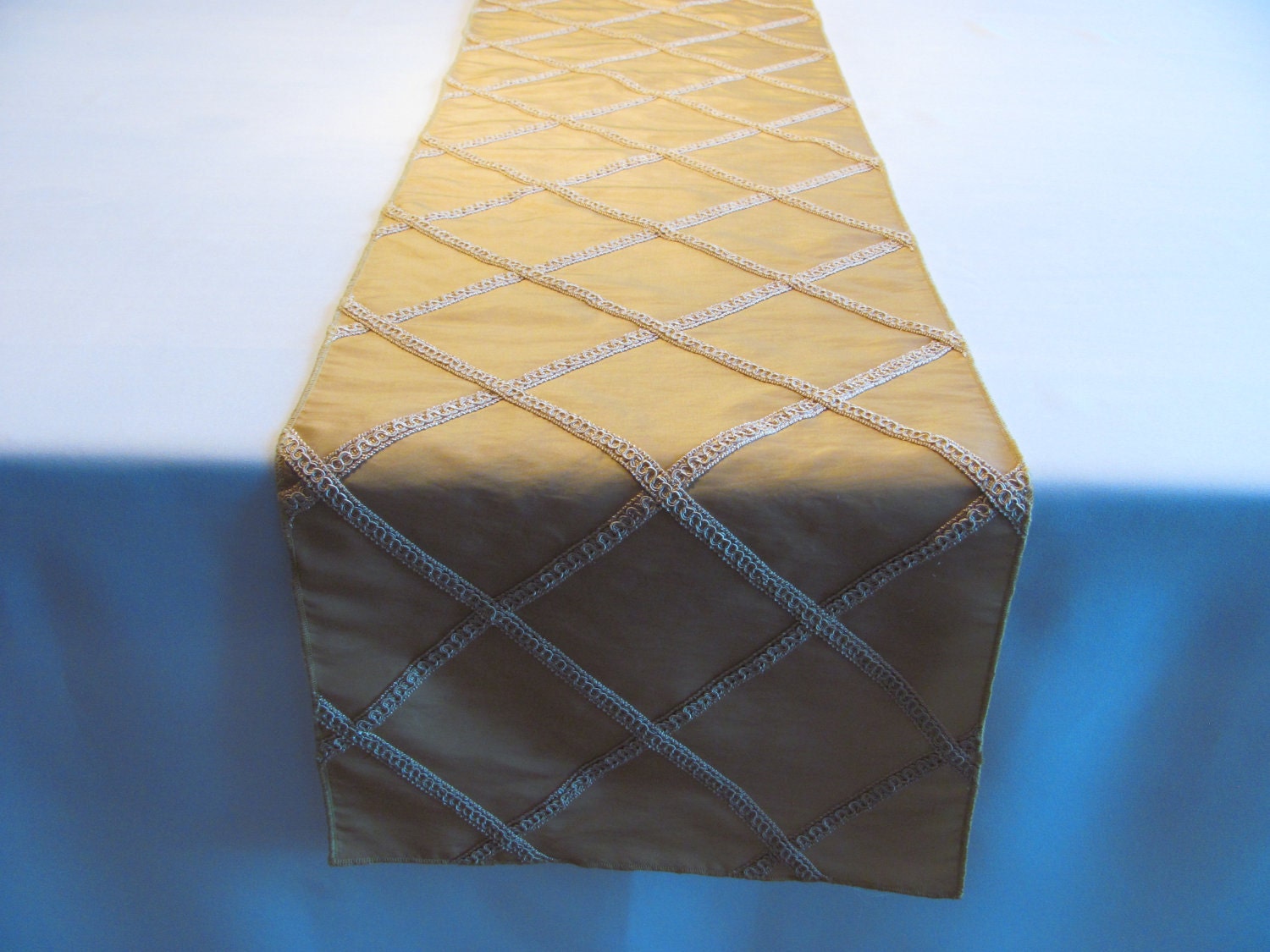 Table Runner Antique Gold 12" x 72"