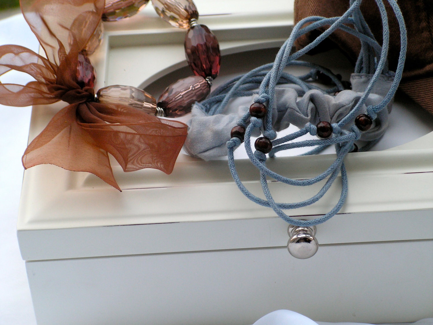 DISTRESSED LISKIT Boho Chic Bleached Denim Beaded Headband,Vintage Browns Hat with Chunky Bracelet