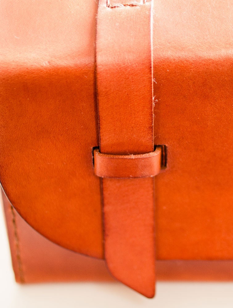 Leather Dopp Kit - Saddle Tan