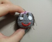 Zombie head cat toy