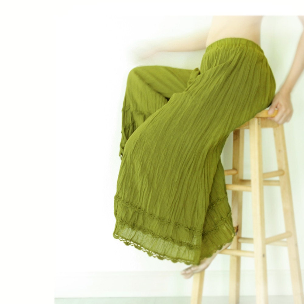 Gypsy / Yoga / Fisherman Pants Crinkle Cotton in Green
