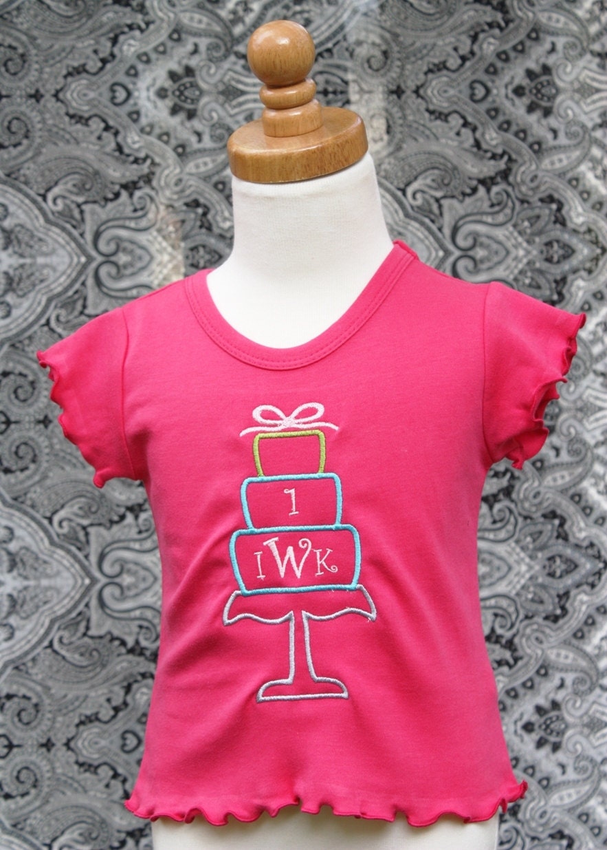 Personalized tshirt  with cake and year