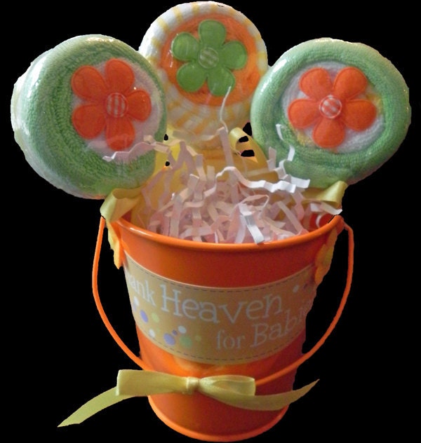 Washcloth Lollipop Pail -  Unique Baby Shower Gifts and Favors - infant washcloth, candy, girl, boy, neutral, cute