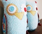 BOObeloobie Large Orli the Owl in Blue, red, white with cotton printed fabric as the feather detail and a crochet eye
