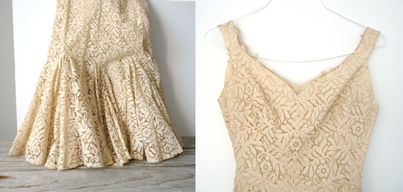 r e s e r v e d Fitted Ivory Lace Spanish Style Wedding Dress. XS S