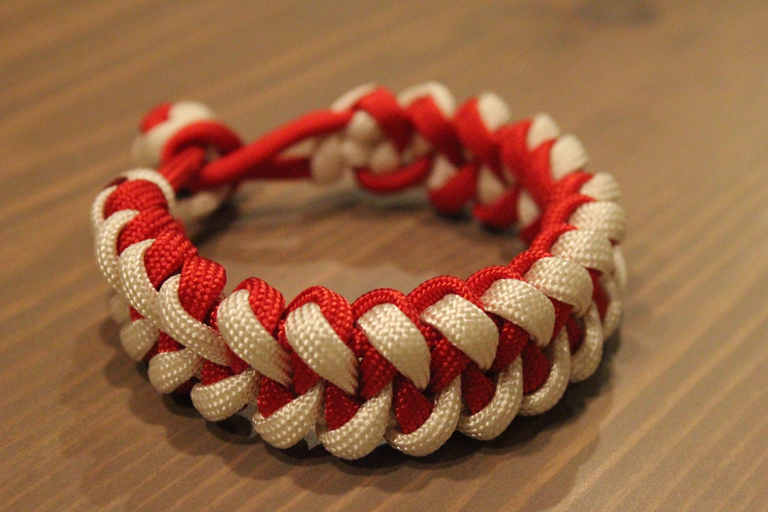 Made to Order - Cobra or Jawbone Paracord Band - Pick your own colors - Buckle Clasp