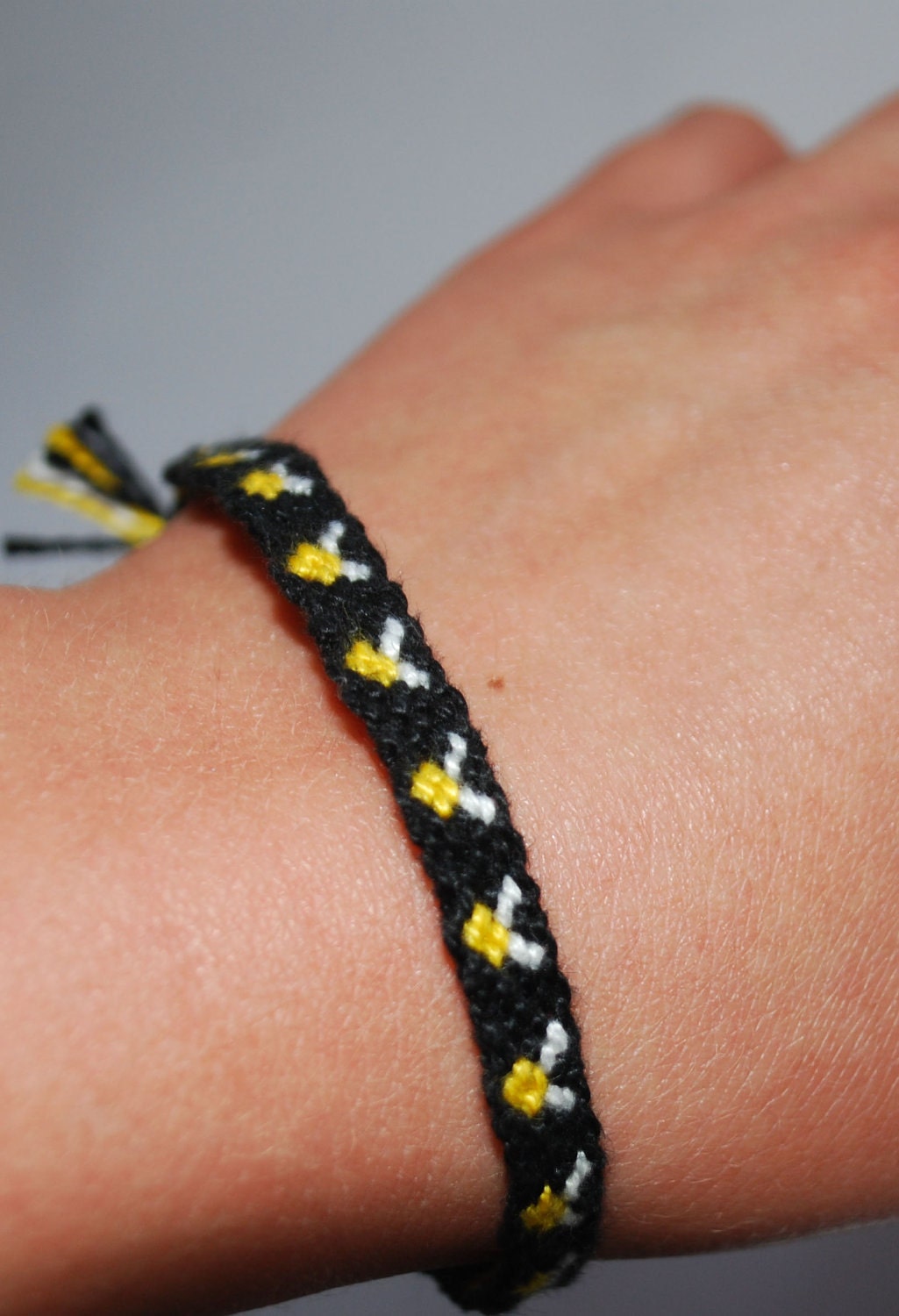 How to Make a Harry Potter Friendship Bracelet | eHow.com